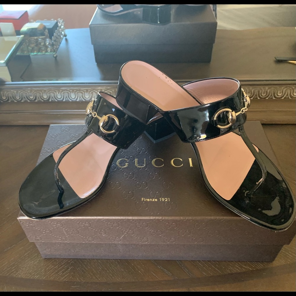 Gucci black patent sandals